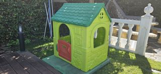 Casita de jardín infantil verde