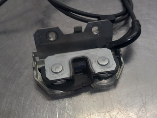 CERRADURA PUERTA TRASERA IZQUIERDA AUDI A3 CABRIO