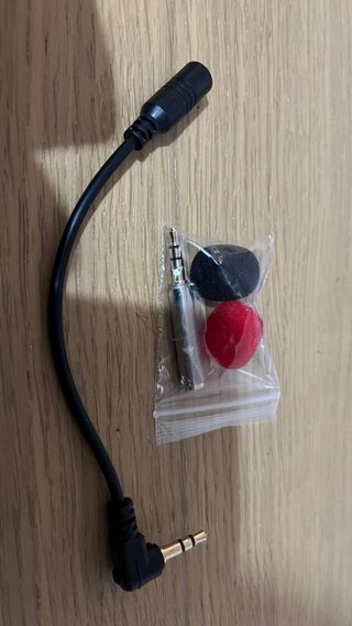 Pack Micrófono de Solapa + Trípode Bluetooth