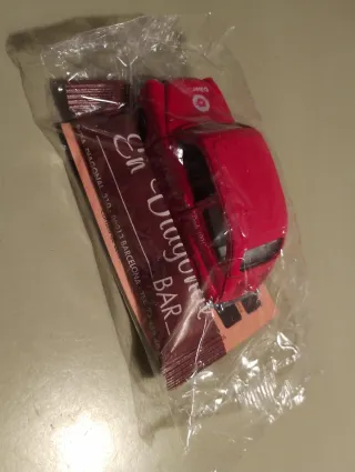 Coche miniatura escala 1/43 SEAT 600