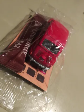 Coche miniatura escala 1/43 SEAT 600