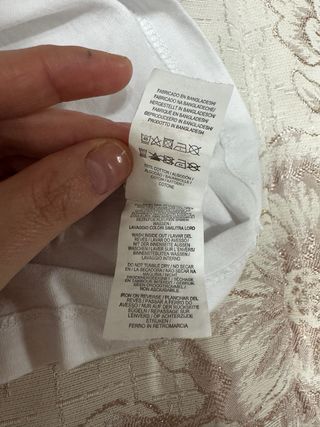 Camiseta Primark Be Yourself Abeja Talla M