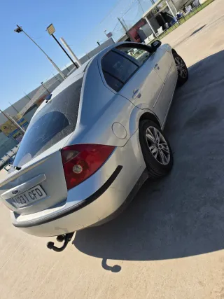 Ford Mondeo 2004