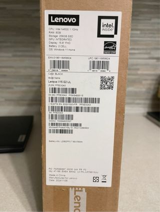 Lenovo V15 G2 IJL Notebook