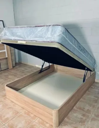 Canapé abatible de madera