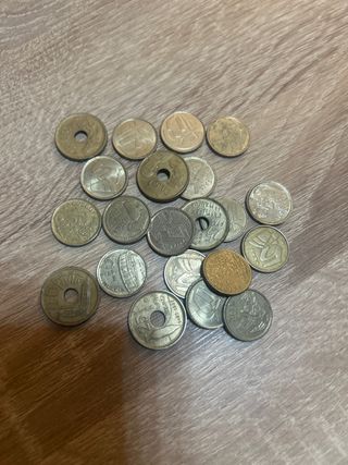 21 Monedas Pesetas 5 y 25