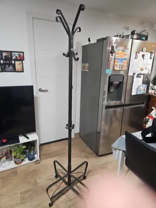 Perchero de forja negro