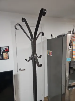 Perchero de forja negro