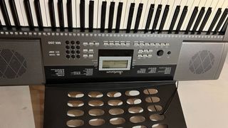 Teclado Startone MK-200 con soporte