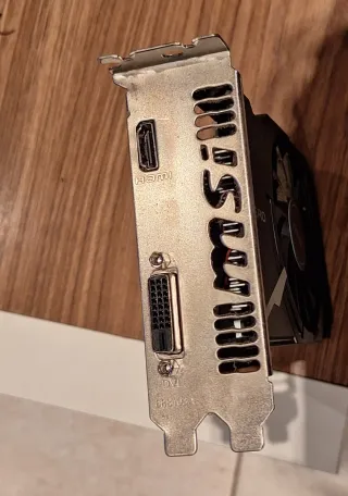 Tarjeta Gráfica MSI GT 1030 GDDR4