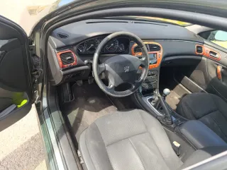 Peugeot 607 2005