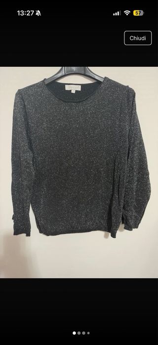 Maglia nera con glitter e perle