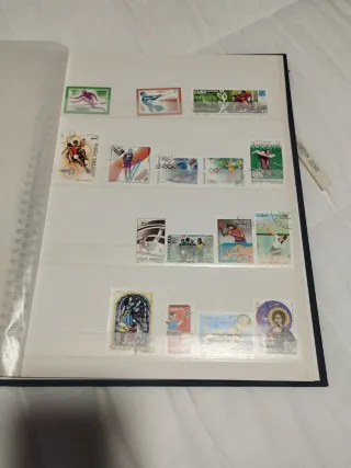 Sellos varios 129 unidades, regalo el archivador