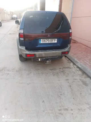 Mitsubishi Montero 2003