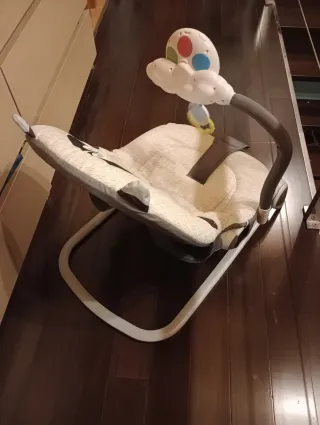 Hamaca balancín con masaje vibratorio