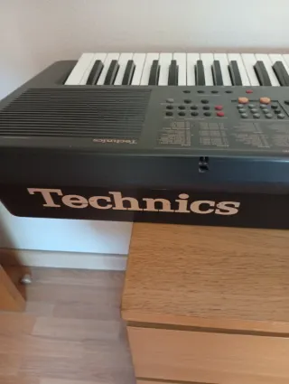 Teclado Profesional Technics KN650