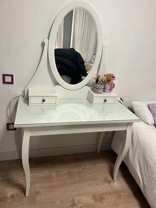 Tocador Blanco con Espejo y Cajones