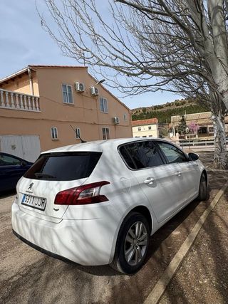 Peugeot 308 2017