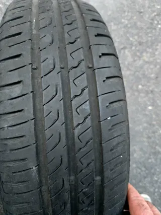 Neumático Barum Bravuris 5 HM 175/65 R15 T