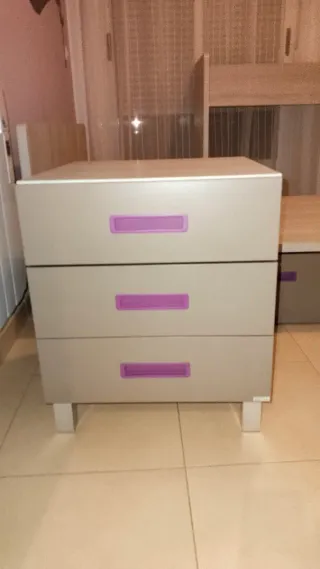 Habitación juvenil completa.  Sin estrenar.