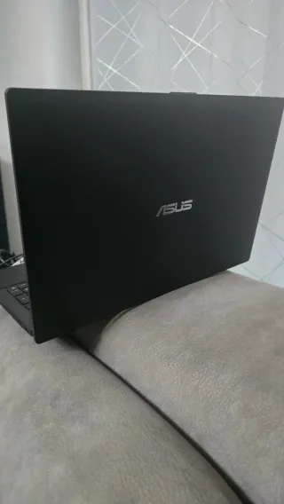 Portatile asus
