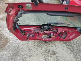 Portón Trasero + alerón