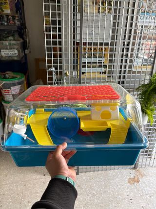 Jaula para hámsters con accesorios