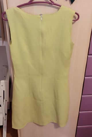 Vestido amarillo con flores