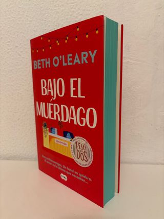 Bajo el muérdago / The Wake-Up Call (Spanish Ed...