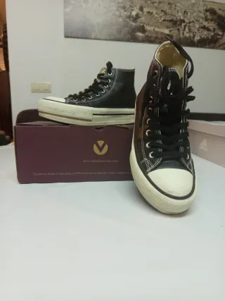 Zapatillas Victoria plataforma negras y blancas