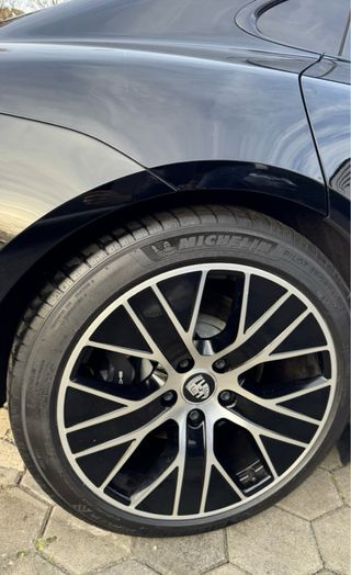 Porsche Taycan 4 S 408 CV