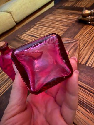 Lote 2 botellas cristal rosa