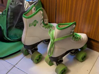 Patines Clásicos Talla 36 con Bolsa