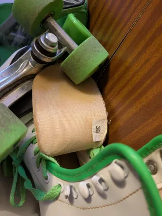 Patines Clásicos Talla 36 con Bolsa