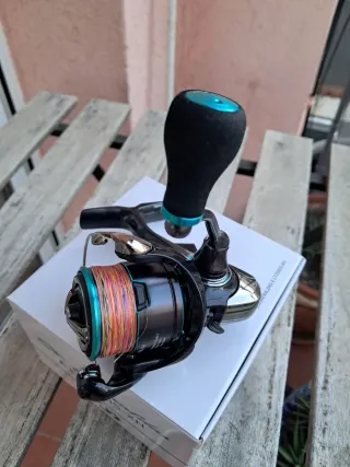 Carrete Daiwa Emeraldas LT2000S-XH