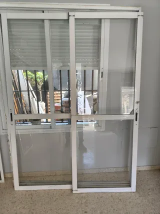 Cierre aluminio blanco salón corredera