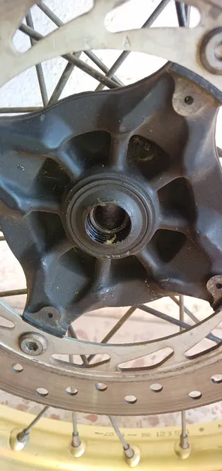 Llanta Delantera Honda Dominator 650