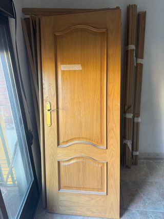 Puerta de madera