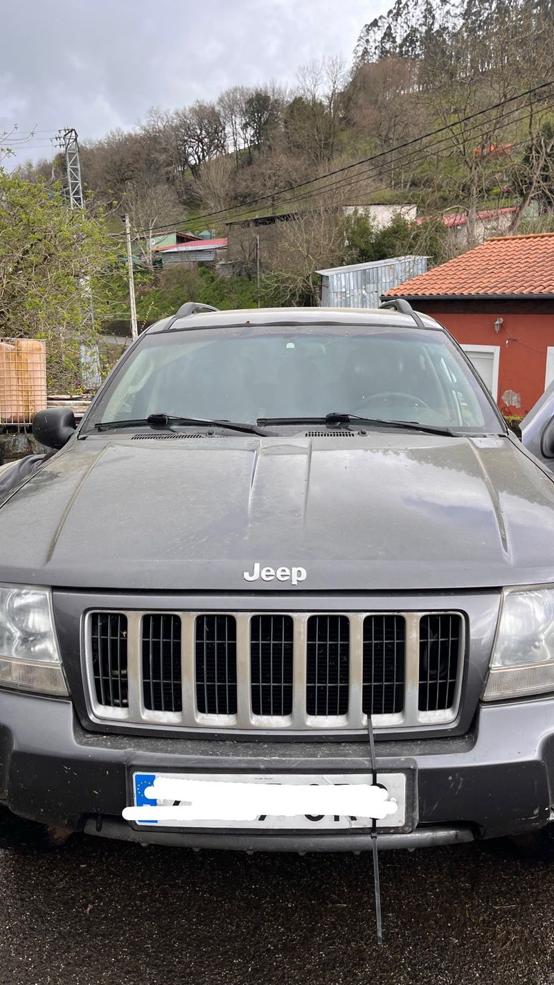 Jeep Grand Cherokee 2004 - foto 1