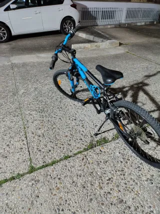 Bicicleta b-twin Rockrider Decathlon Azul