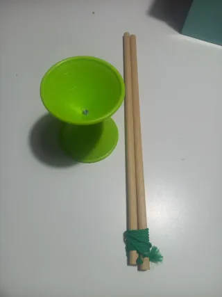 Diabolo Verde con Palos