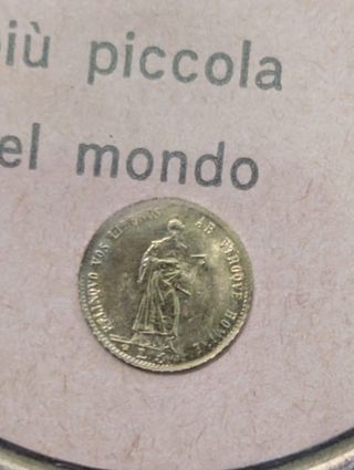 Moneta d'oro più piccola del mondo