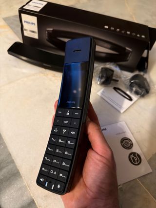 Teléfono Inalámbrico Philips M8 Negro