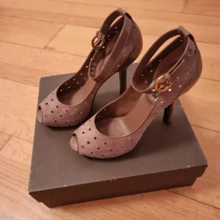 Zapatos peep toe Louis Vuitton Talla 40