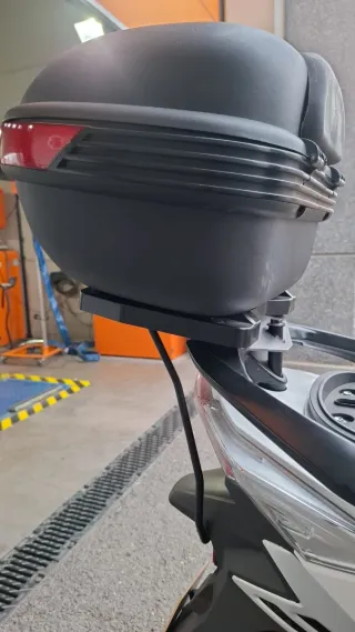 Soporte Baúl SYM JET14