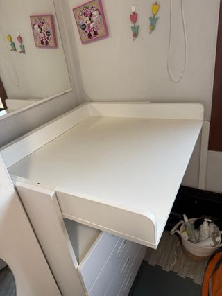 Cambiador escritorio blanco IKEA