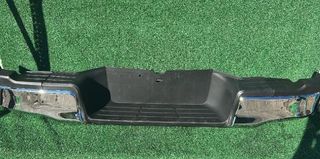 Paragolpes trasero toyota 385702 521520k090 hilux