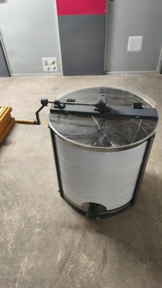 25 Colmenas Dadant C. Valenciana