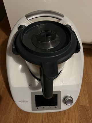 Thermomix TM5 Vorwerk. Funciona bien