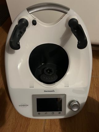 Thermomix TM5 Vorwerk. Funciona bien